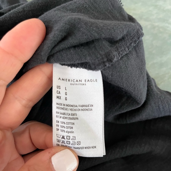 American Eagle Outfitters Super Soft Grey Tee Shirt NWOT - Picture 4 of 4